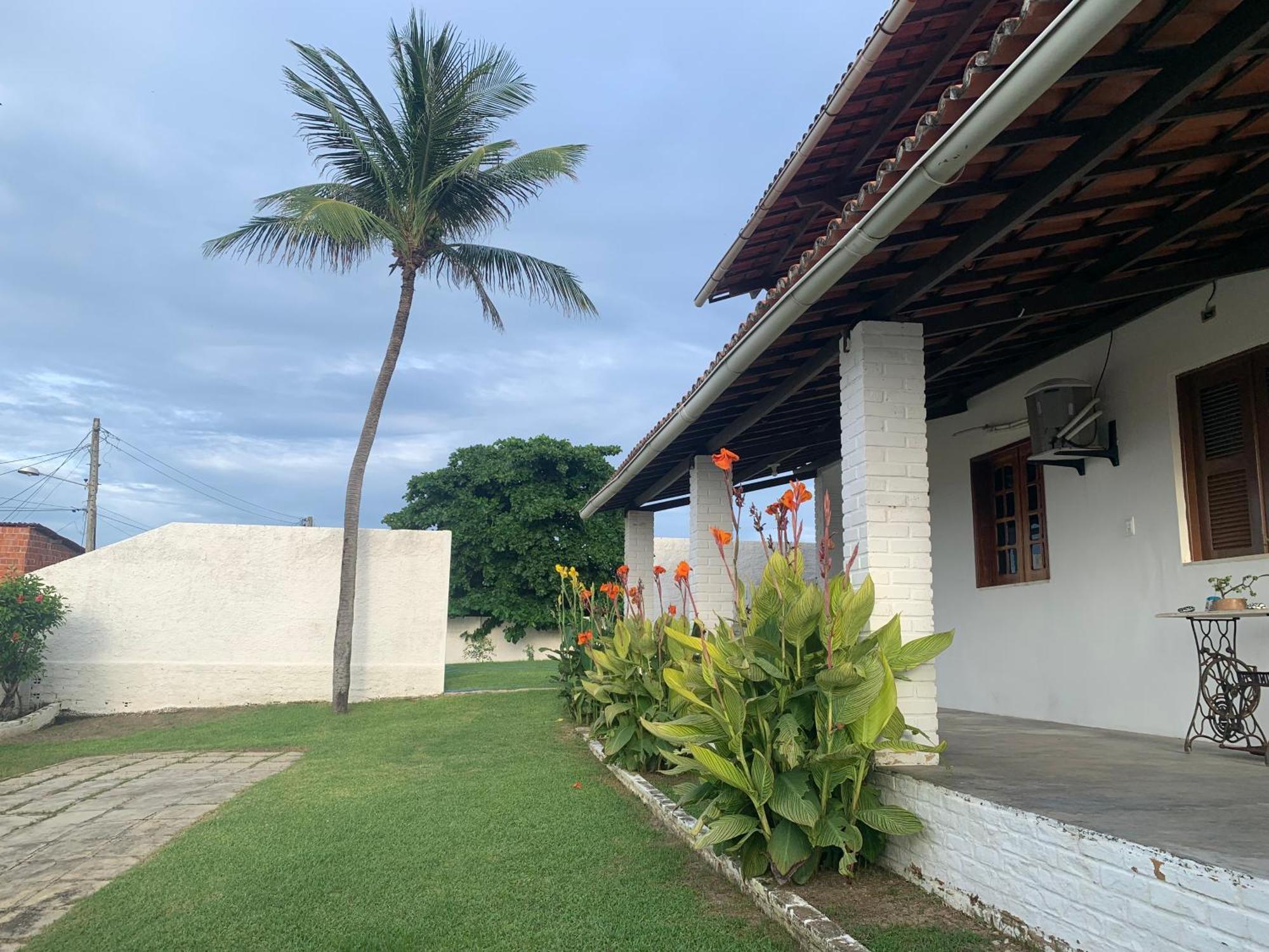 Morro Branco Suites - Hospedaria Morro Branco Beberibe Ngoại thất bức ảnh